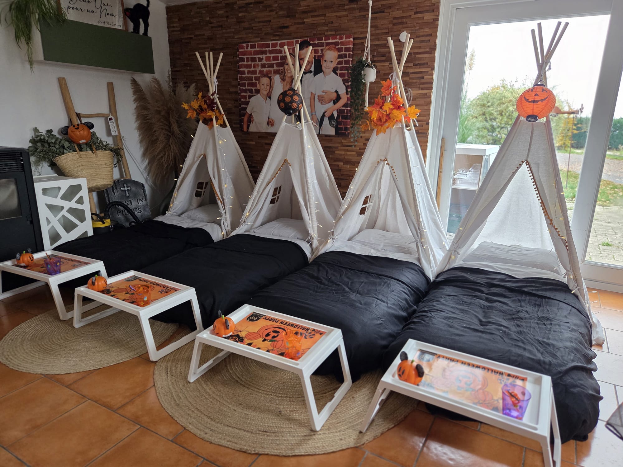 Installation de tipis pour enfants